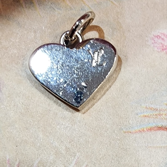 Louis Vuitton Heart Double Sided LV Charm/Replacement Zipper Pull- Silver - Picture 2 of 5